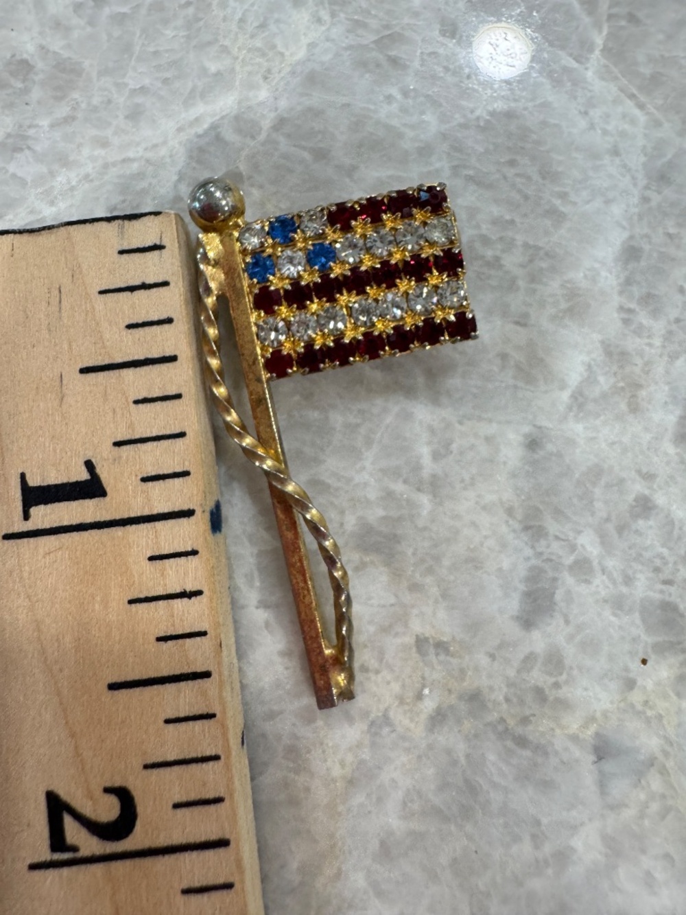 Vintage American Flag Rhinestone Pin Brooch - Picture 7 of 8